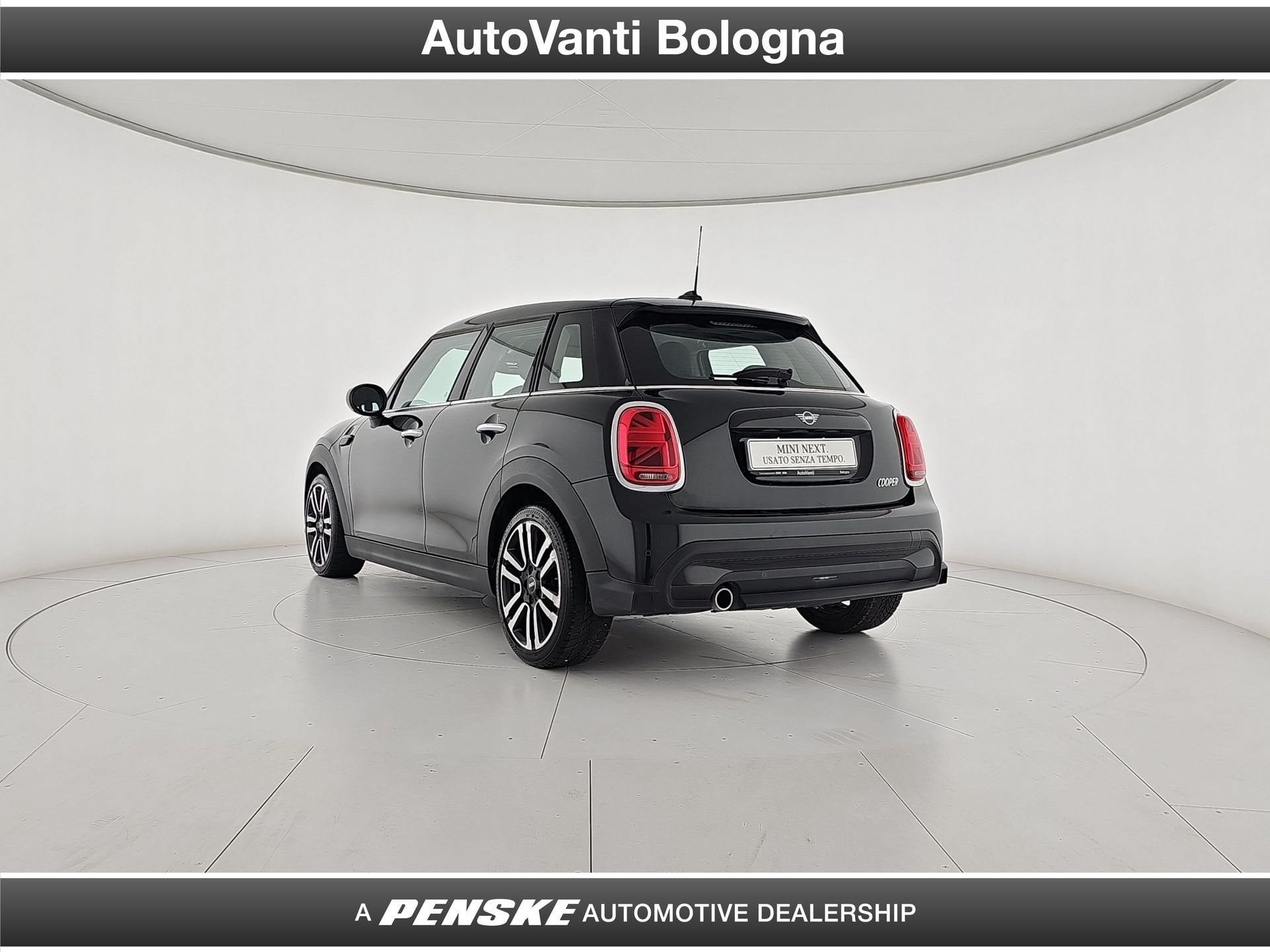 MINI 5 Porte