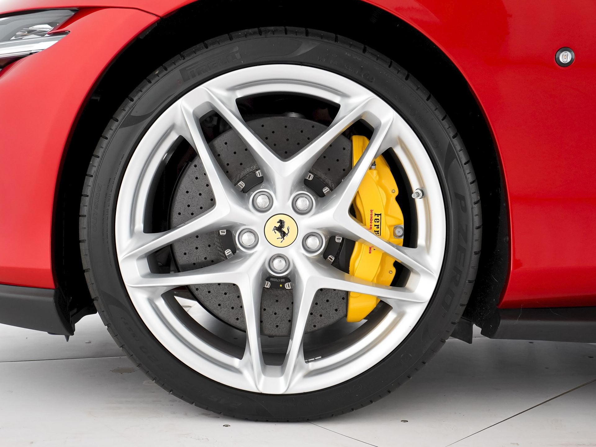 Ferrari Roma Spider