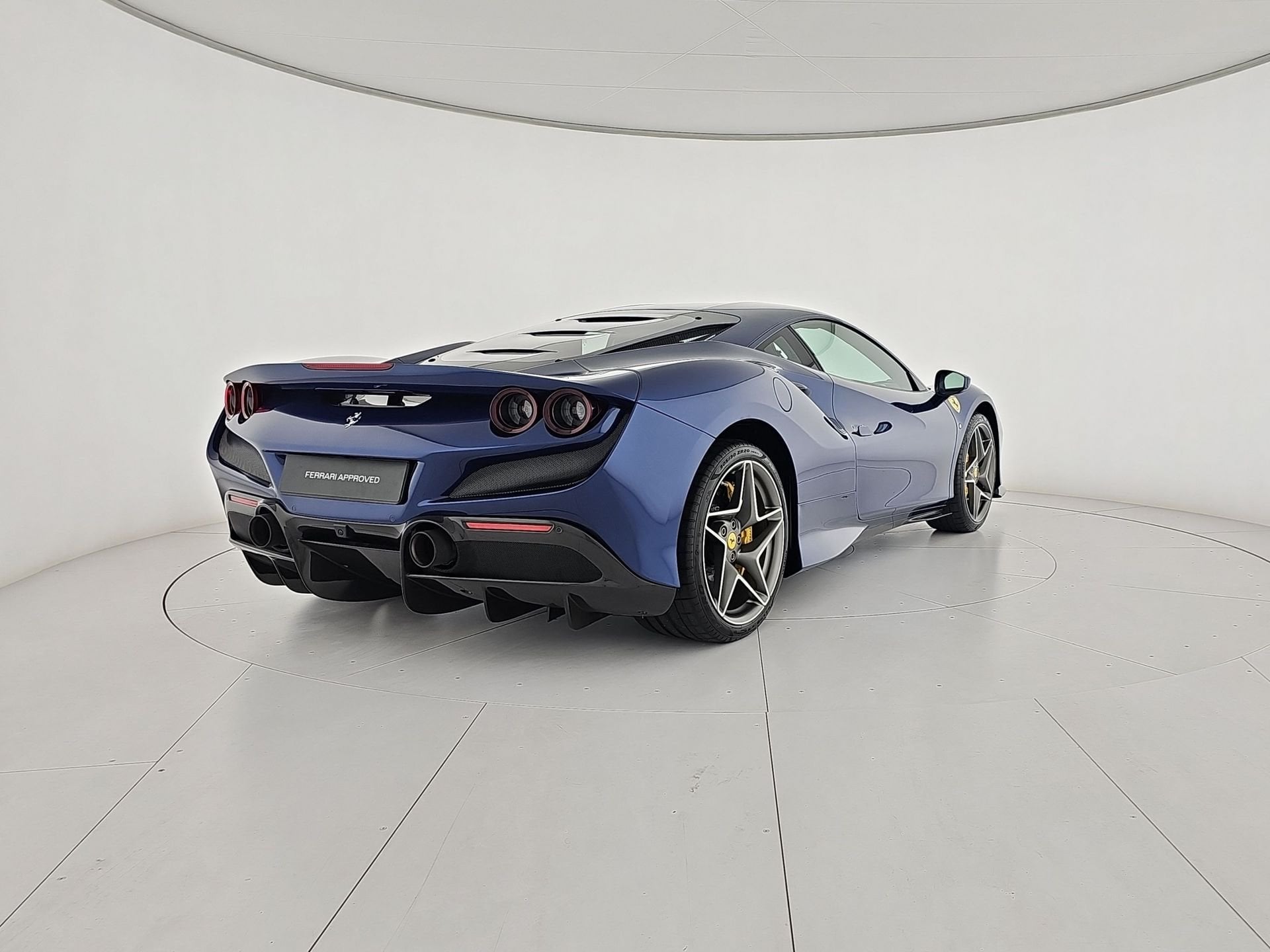 Ferrari F8