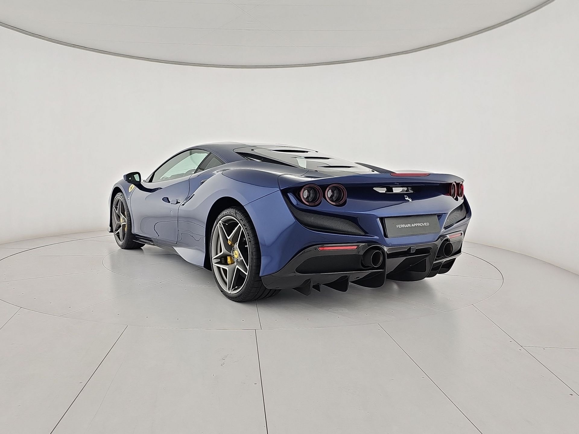 Ferrari F8