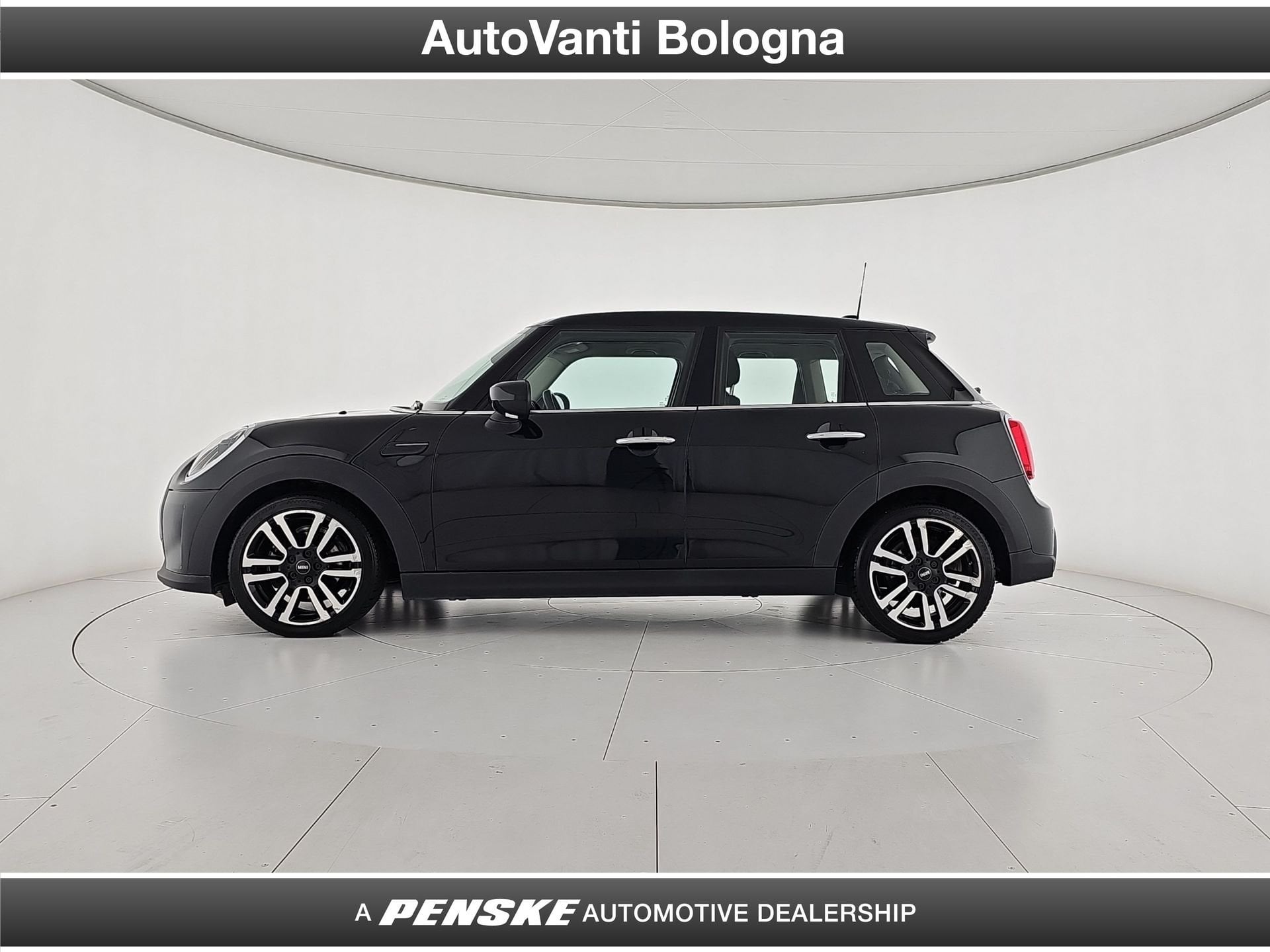 MINI 5 Porte