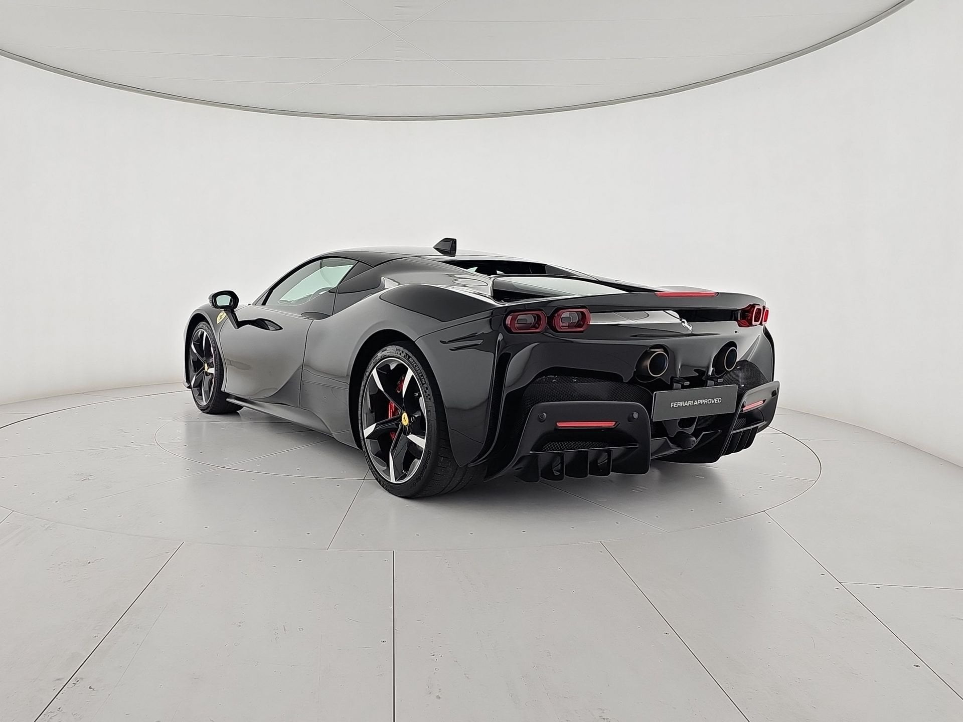 Ferrari SF90