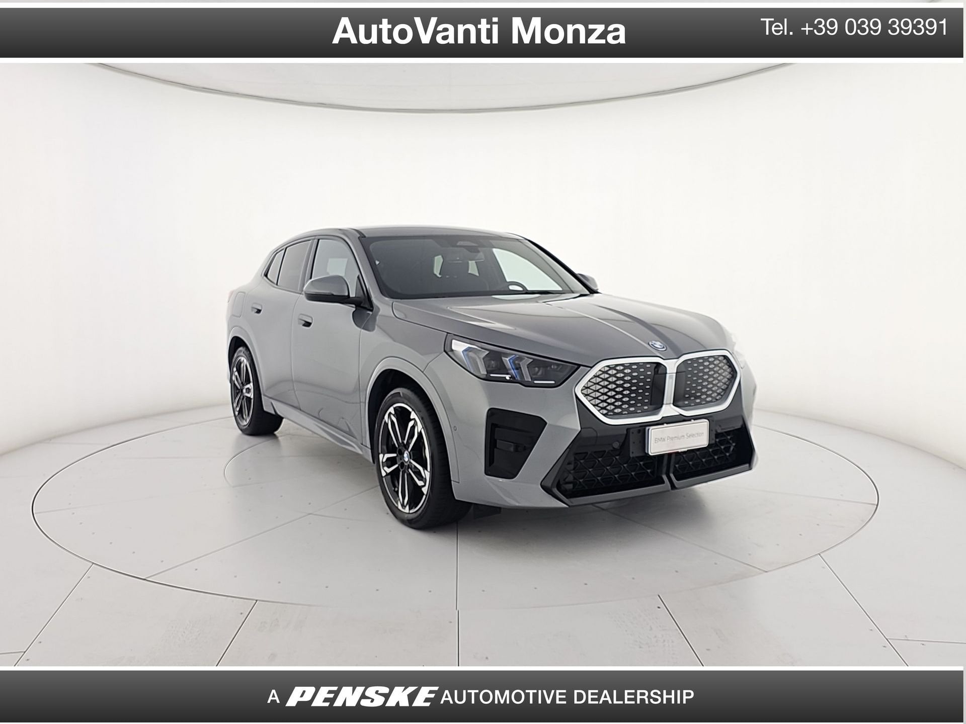 BMW IX2