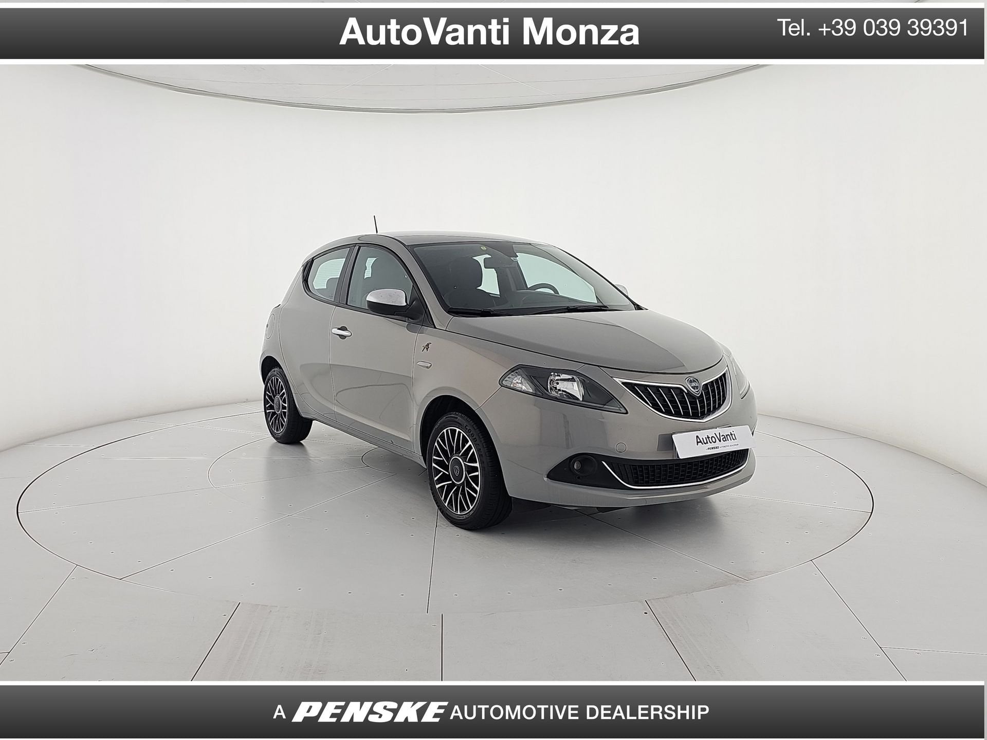 Lancia Ypsilon