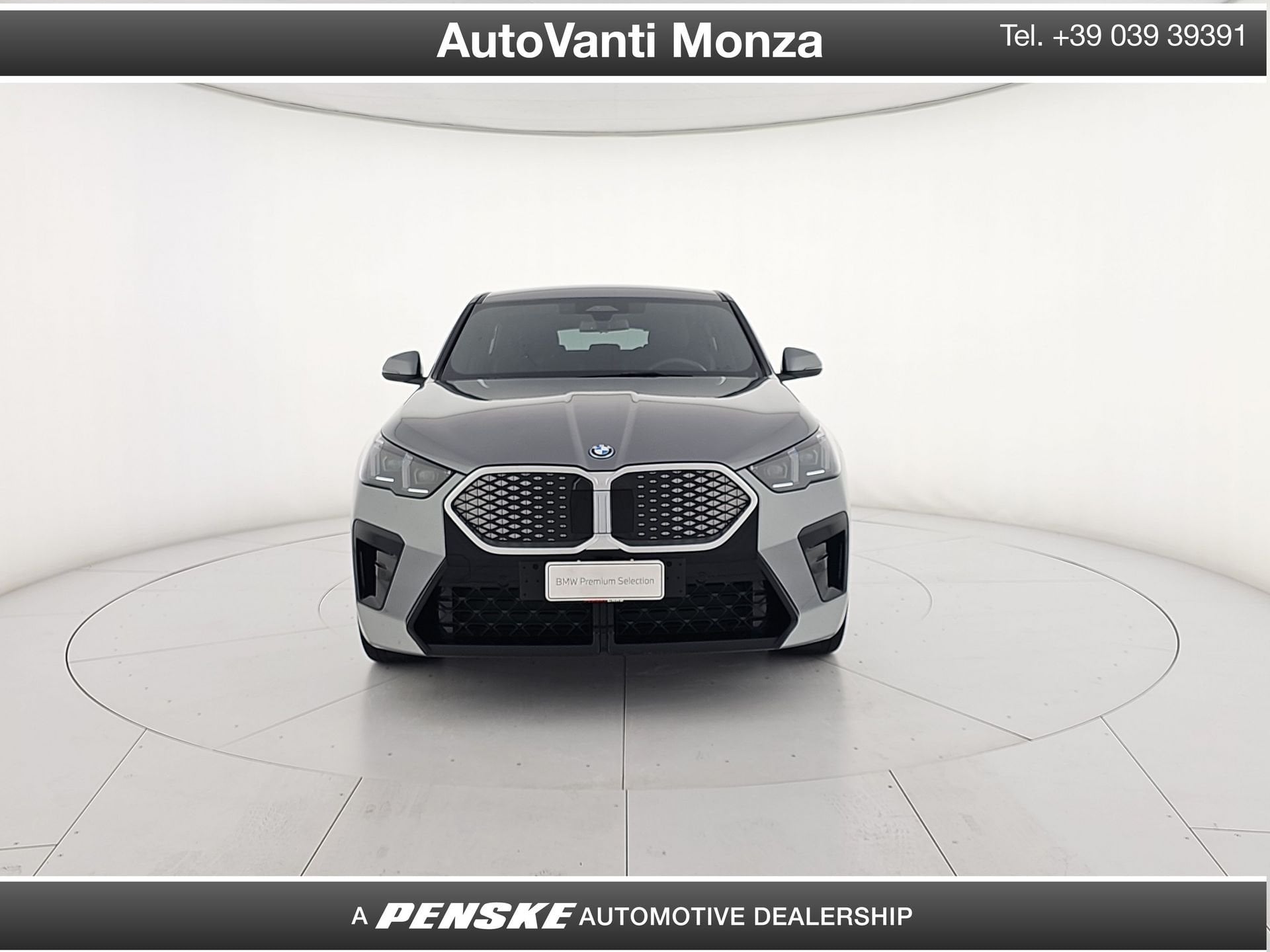 BMW IX2