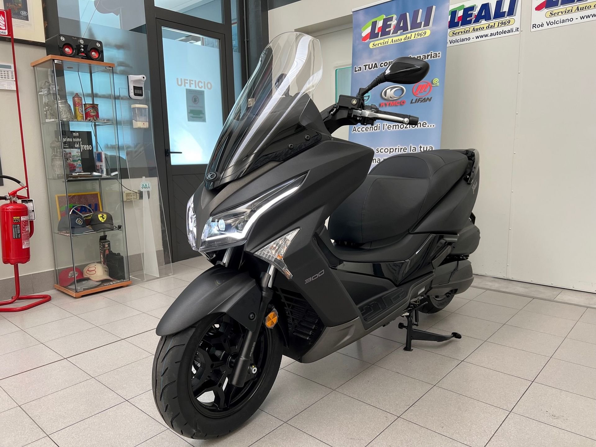 Xtown 300i Kymco 300 Xciting 2022 Kymco 300 X Town 2021 Kymco