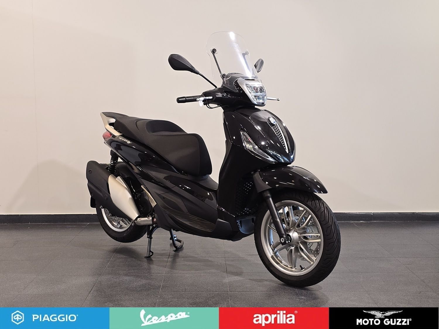 Vespa Nuovo Beverly 400 2021 Buy The Beverly S 400 Nero Tempesta
