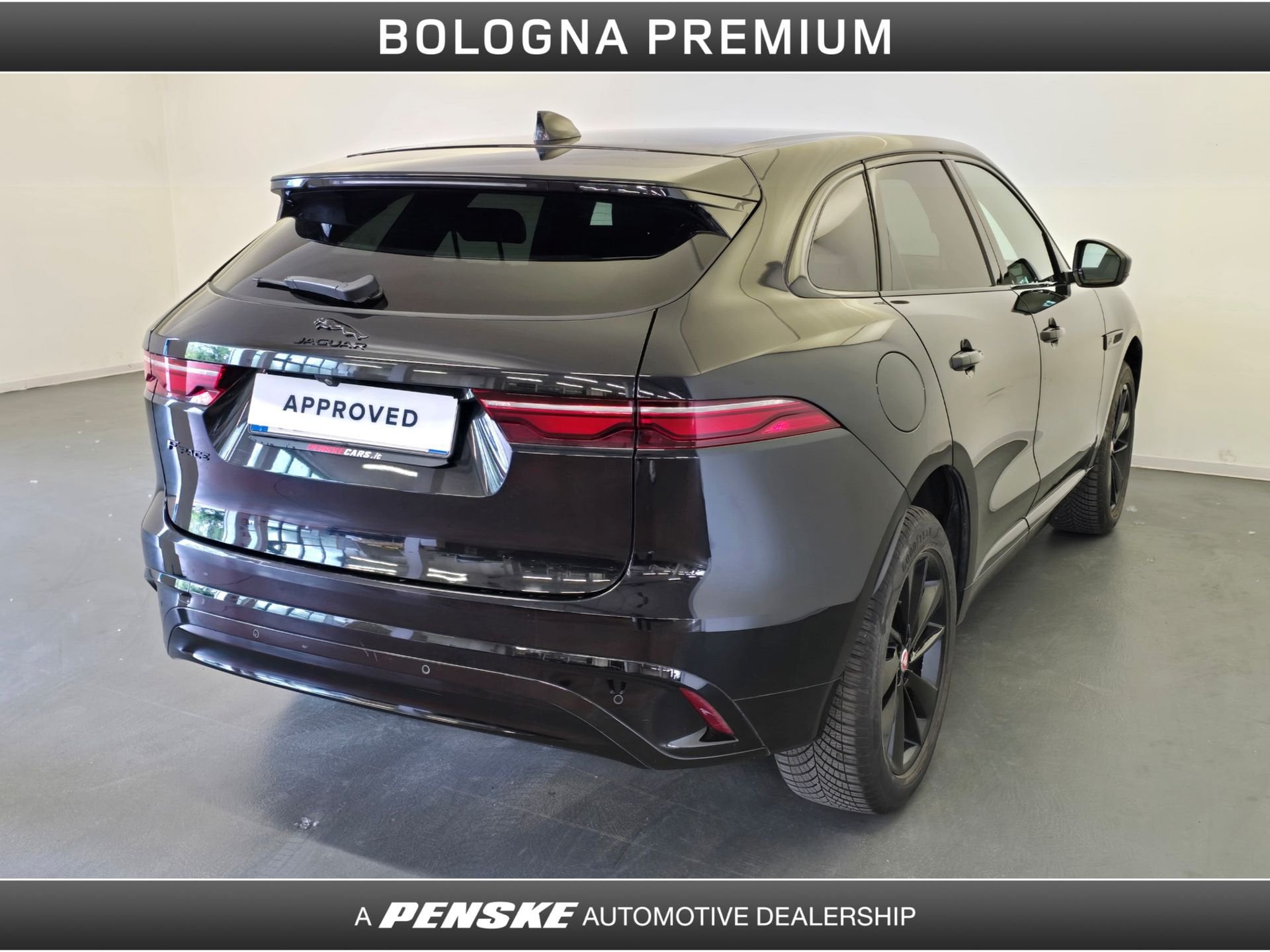 Jaguar F-Pace