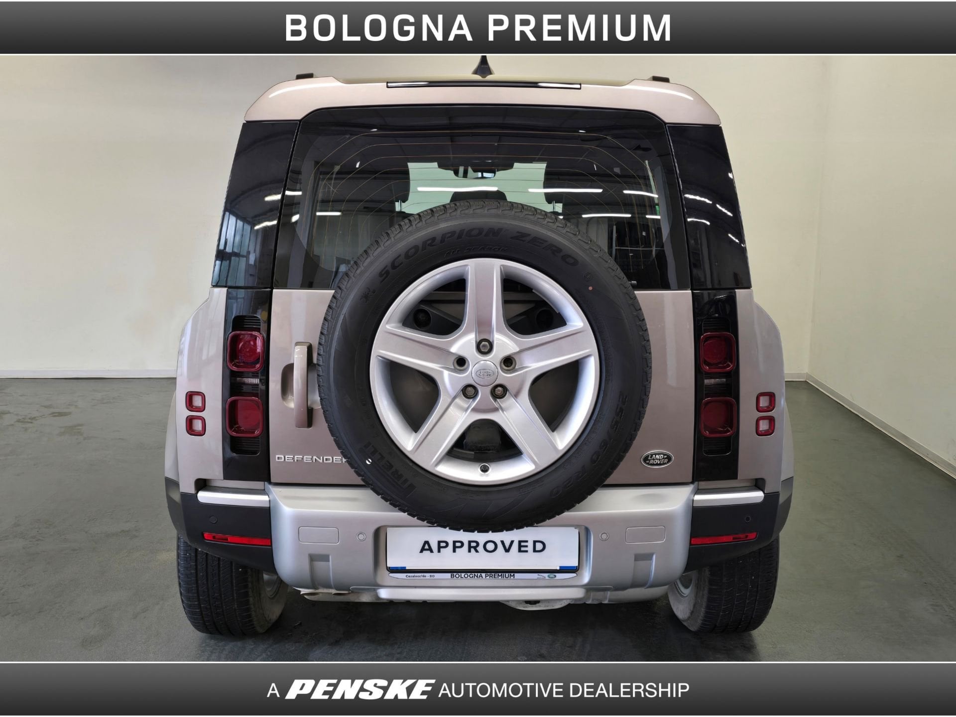 Land Rover Defender