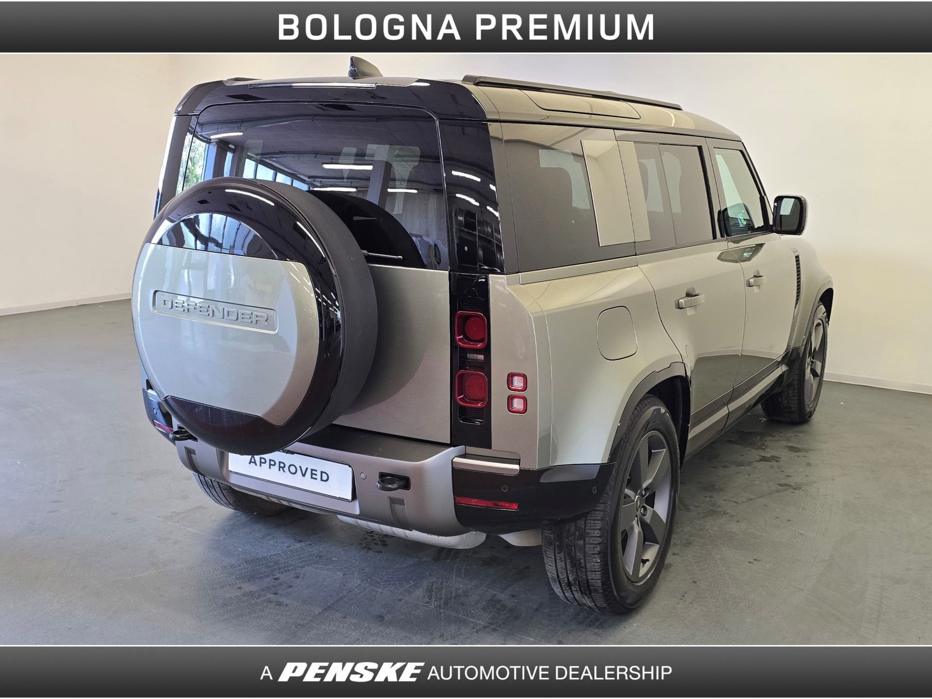 Land Rover Defender