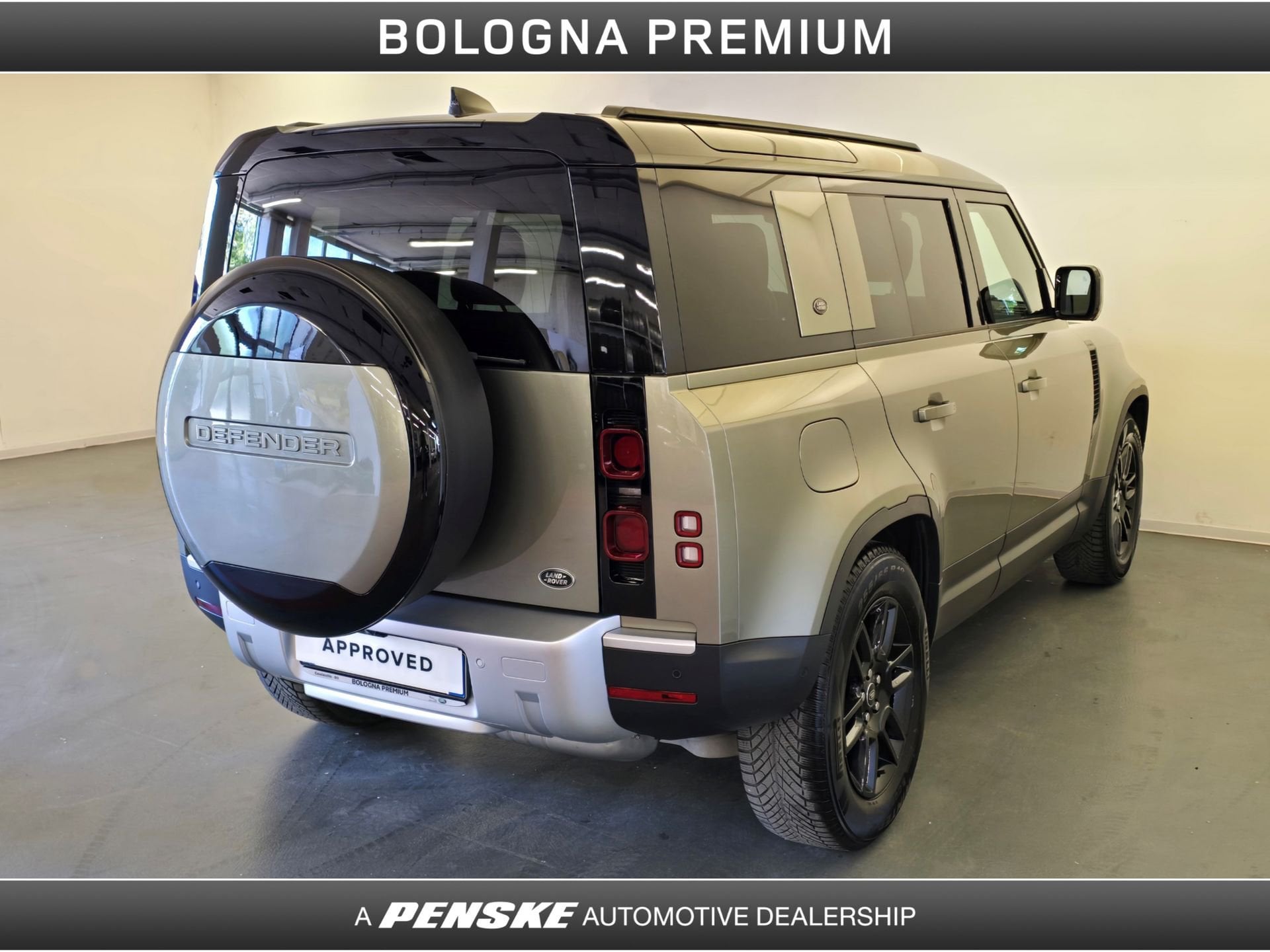 Land Rover Defender