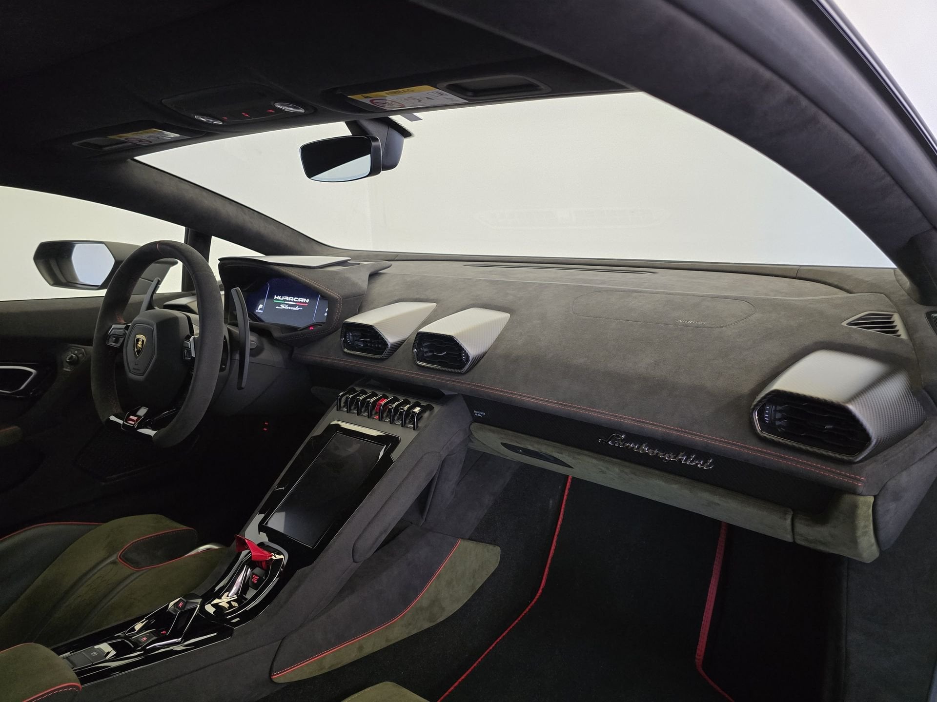 Lamborghini Huracan Sterrato