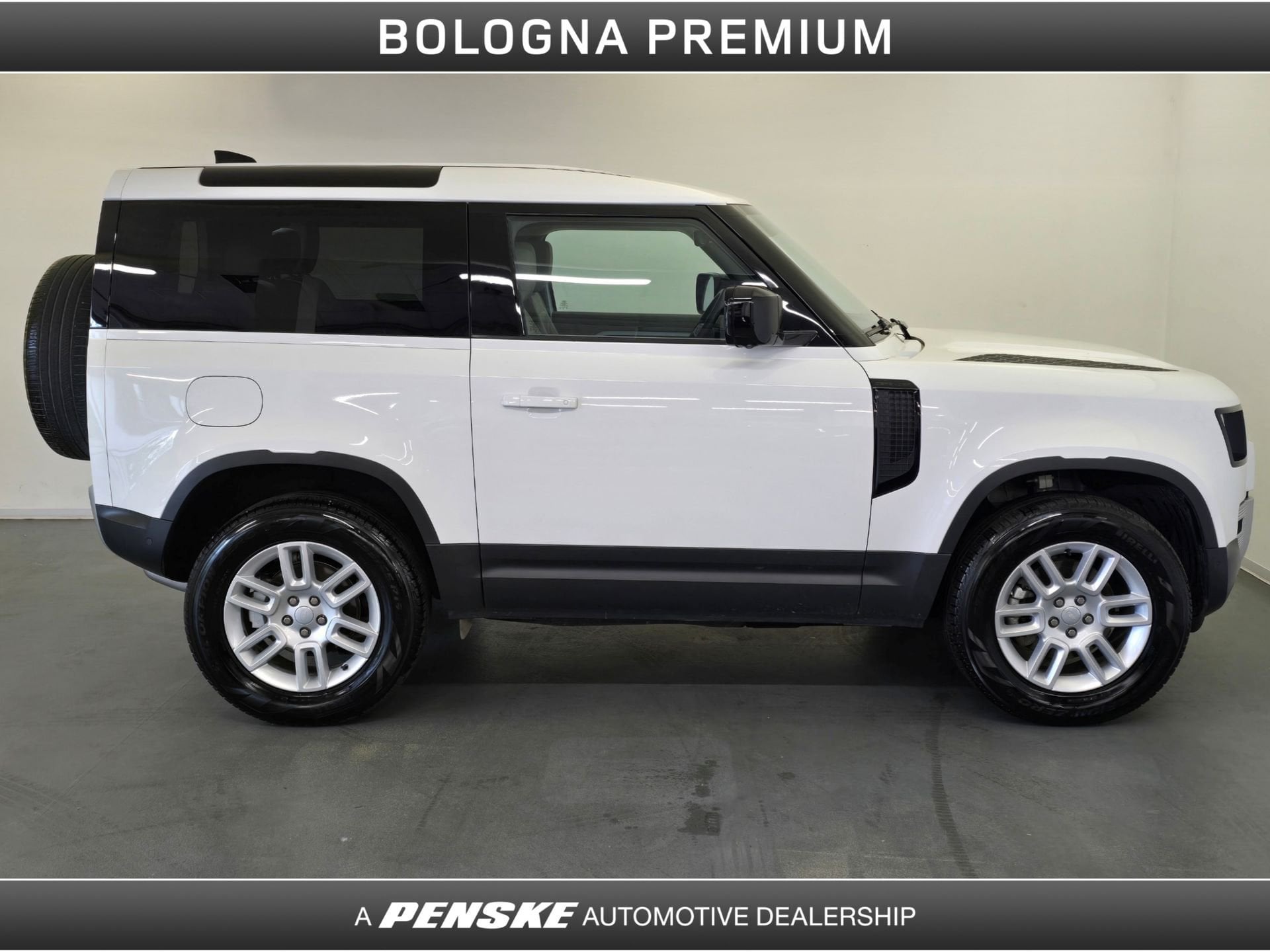 Land Rover Defender