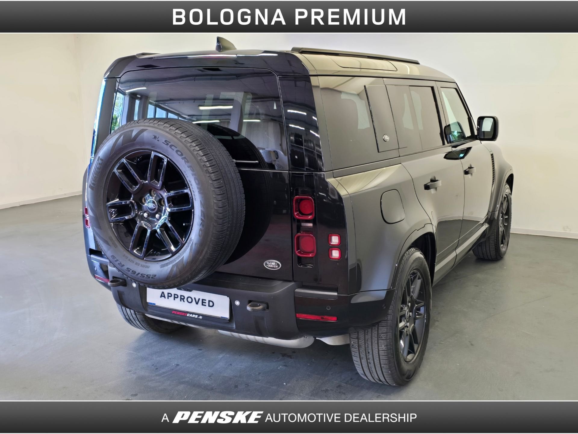 Land Rover Defender