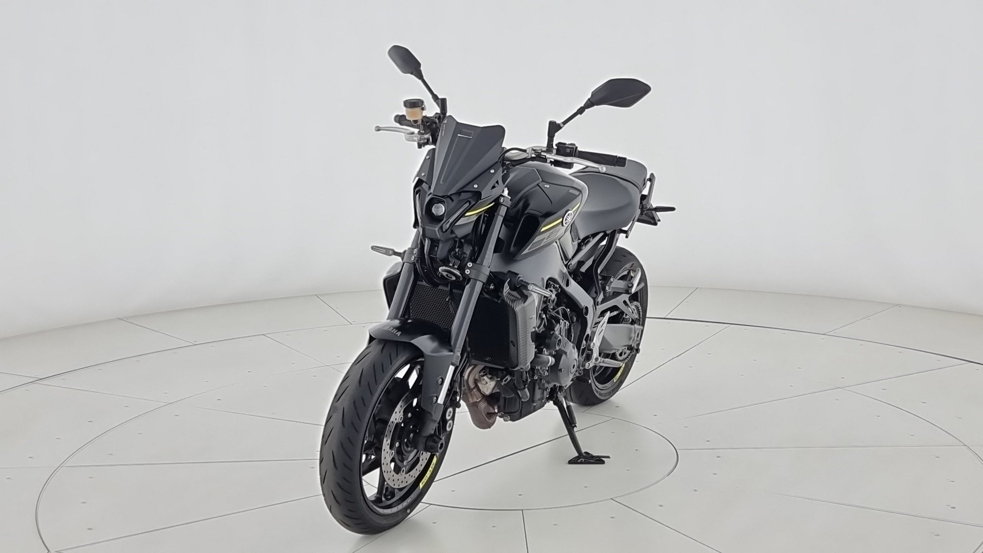 Moto Usate Yamaha MT 09 in vendita presso Schiatti Class