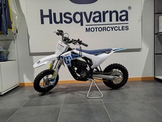 Moto Husqvarna Ee 3 Nuove Pronta Consegna A Treviso
