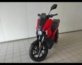 Auto Seat Escooter Escooter 125 Red R9Kw My 23 Nuove Pronta Consegna A Siena