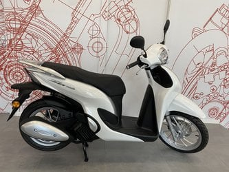 Moto Honda Sh 125 Mode Nuove Pronta Consegna A Milano