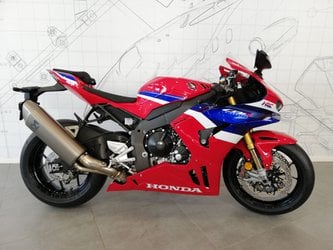 Moto Nuove Honda CBR 1000 in vendita presso Honda Point