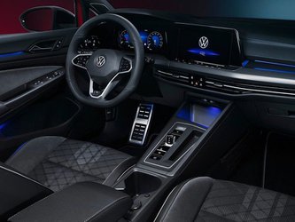 Auto Volkswagen Golf 8 Variant Life 2.0 Tdi Scr 85 Kw (115 Cv) Dsg Nuove Pronta Consegna A Varese