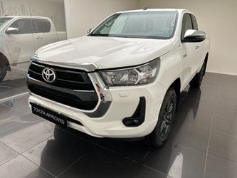 Toyota Hilux 2.4 D-4D 4Wd 2 Porte Extra Cab Lounge Usate A Cuneo