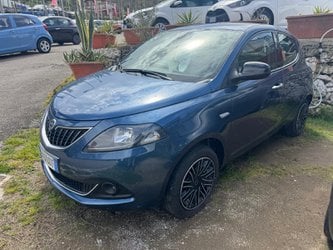 Usate A Salerno | Lancia Ypsilon 1.0 70Cv Hybrid Gold