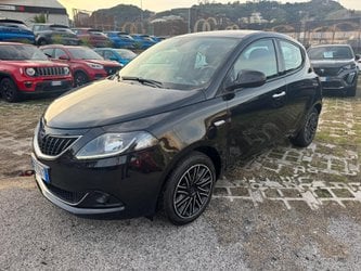 Usate A Salerno | Lancia Ypsilon 1.0 70Cv Hybrid Gold