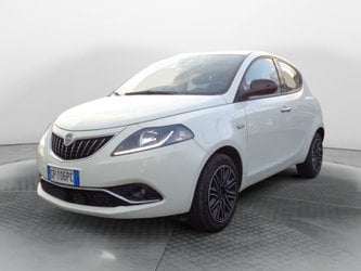 Auto Usate A Benevento | Lancia Ypsilon 1.0 Firefly 70 Cv Start&Amp;Stop Hybrid Gold