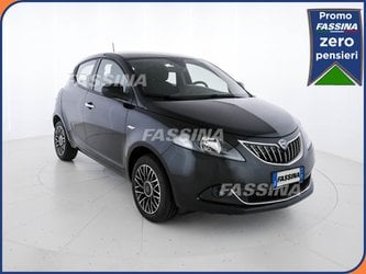 Lancia usate a milano | Ypsilon ypsilon 1.0 firefly hybrid platino s&s 70cv