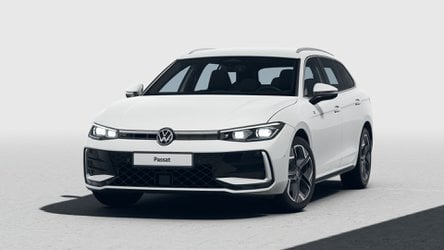 Auto Volkswagen Passat Nuova R-Line 2.0 Tdi Scr 110 Kw (150 Cv) Dsg Nuove Pronta Consegna A Arezzo
