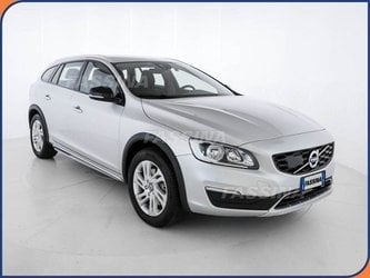 Auto Volvo V60 Cross Country D4 Awd Geartronic Business Plus Usate A Milano