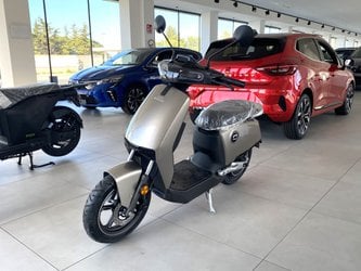 Moto Super Soco Cux L1 1.6 Kw Equivalente 50 Cc Nuove Pronta Consegna A Bari