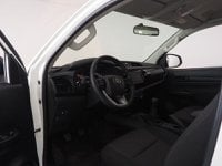 Toyota Hilux Diesel 2.4 D-4D 4WD 4 porte Double Cab Comfort Km 0 in provincia di Palermo - Riolo Motors - Via Ugo La Malfa 8 img-9