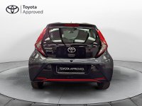 Toyota Aygo Benzina Connect 1.0 VVT-i 72 CV 5 porte x-play Usata in provincia di Roma - A. Corvi -  Piazza Cina  3 img-4