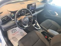 Toyota Yaris Ibrida 1.5 Hybrid 5 porte Trend Usata in provincia di Cagliari - E.N.A. - Via Giuseppe Mercalli  23-25-27 img-8