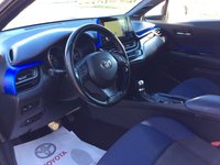 Toyota C-HR Ibrida (2016-2023) 1.8 Hybrid E-CVT Style Usata in provincia di Lucca - Lucar - Via Sottomonte  16F img-6