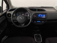 Toyota Yaris Ibrida 5 Porte 1.5 VVT-i Hybrid Active E-CVT Usata in provincia di Torino - Central Motors - Corso Giambone  33 img-9