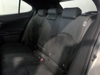 Lexus UX Ibrida 250h 2.0 Hybrid Executive 2WD Power Split Device Usata in provincia di Torino - Central Motors - Corso Giambone  33 img-7