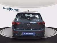 Volkswagen Golf Diesel 2.0 tdi life 115cv dsg Km 0 in provincia di Milano - Autorigoldi - Via Inganni img-4