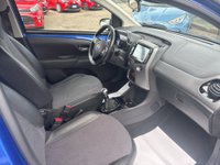 Toyota Aygo Benzina Connect 1.0 VVT-i 72 CV 5 porte x-clusiv Usata in provincia di Roma - Zerocento - Via Silicella  11 img-9