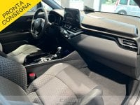 Toyota C-HR Ibrida 2.0h trend e-cvt SILVER & BLACK Km 0 in provincia di Udine - Carini - Via Nazionale  75  img-18