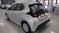 Toyota Yaris Ibrida 1.5 Hybrid 5 porte Active Usata in provincia di Caserta  - Funari - Via Appia  191 img-3