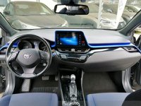 Toyota C-HR Ibrida 1.8 Hybrid CVT Style Usata in provincia di Como - Rivauto - Via Asiago  28  img-6