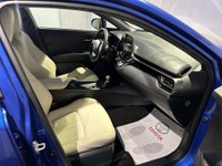 Toyota C-HR Ibrida 1.8 Hybrid E-CVT Active + NAVIGATORE + INTERNI IN PELLE Usata in provincia di Milano - Sef Car - Via Pizzoni Alfredo  14 img-5