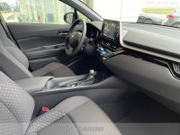 Toyota C-HR Ibrida 1.8h active e-cvt Nuova in provincia di Udine - LEXUS UDINE - CARINI - Via Nazionale  75/1 img-4