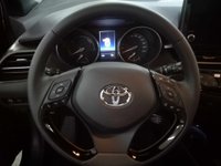 Toyota C-HR Ibrida 1.8 HV Trend - Info: 3405107894 Km 0 in provincia di Salerno - Center - Via delle Calabrie  22 img-6