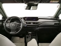Lexus UX Ibrida 2.0 Luxury 2wd cvt my20 Usata in provincia di Chieti - LEXUS CHIETI-PESCARA - PASQUARELLI AUTO - Via Po  127 b img-9