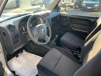 Suzuki Jimny Diesel RECANATI - 1.5 DDiS cat 4WD JLX+ - NEOPATENTATI Usata in provincia di Macerata - Sede principale e sede legale - VIA CUPA MADONNA DI VARANO SNC RECANATI img-5