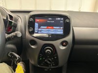 Toyota Aygo Benzina Connect 1.0 VVT-i 72 CV 5 porte x-play Usata in provincia di Cuneo - Fuji Auto - Via Valle Maira 44  S.S. 22 img-12
