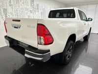 Toyota Hilux Diesel 2.4 D-4D 4WD 2 porte Extra Cab Lounge Usata in provincia di Cuneo - Fuji Auto - Via Valle Maira 44  S.S. 22 img-3
